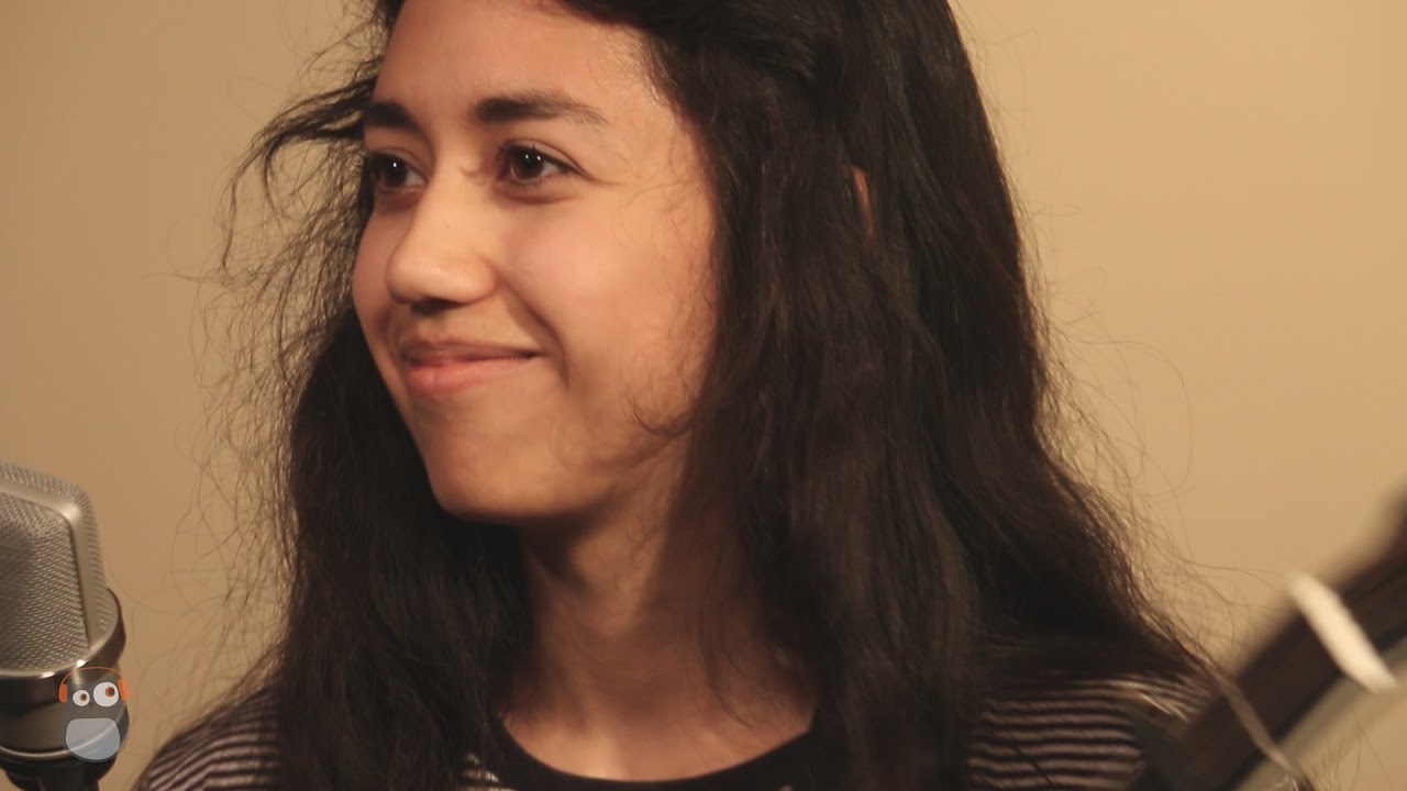 Haley Heynderickx – Gemeni || Live Session @uniFM Studio
