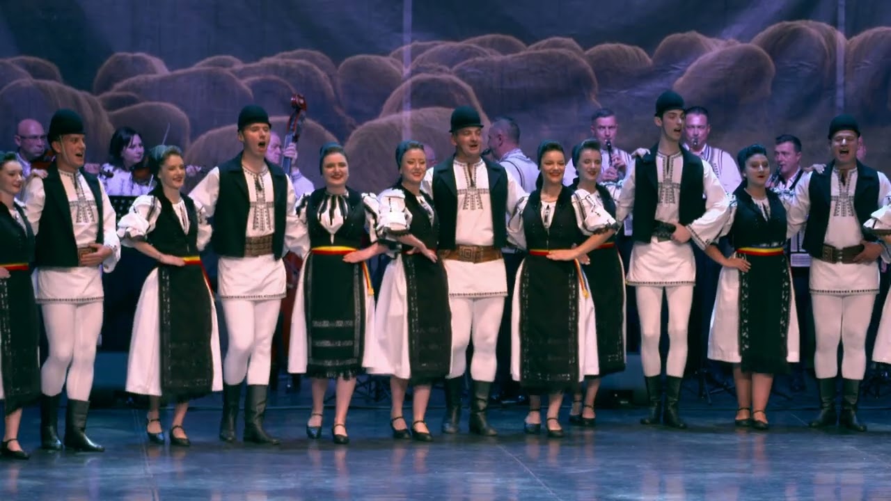 &rdquo;Tradiții&rdquo;- un spectacol de folclor