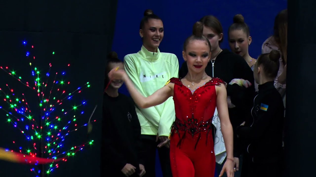 Оксаніч Юліана 2009 стрічка