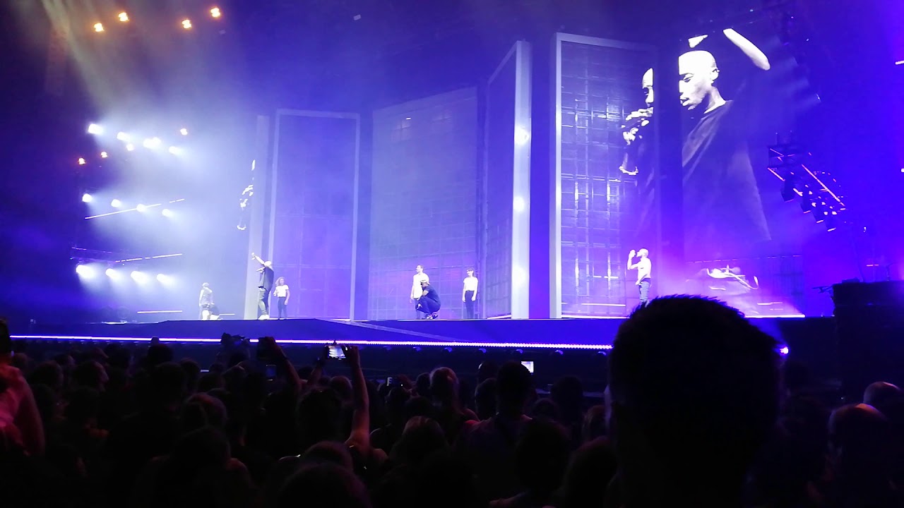 Soprano U Arena 21/09/2019 Cosmo et FINAL
