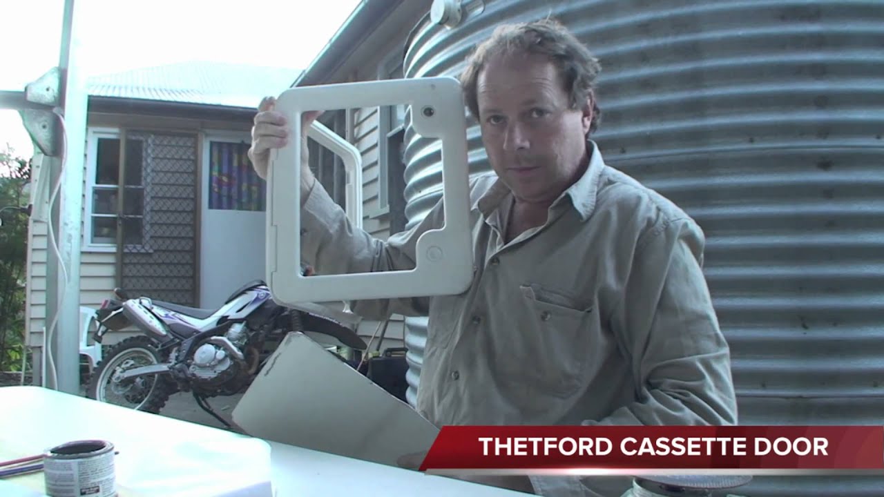 NEVS BUILDING YOUR MOTORHOME OUTSIDE TOILET DOOR