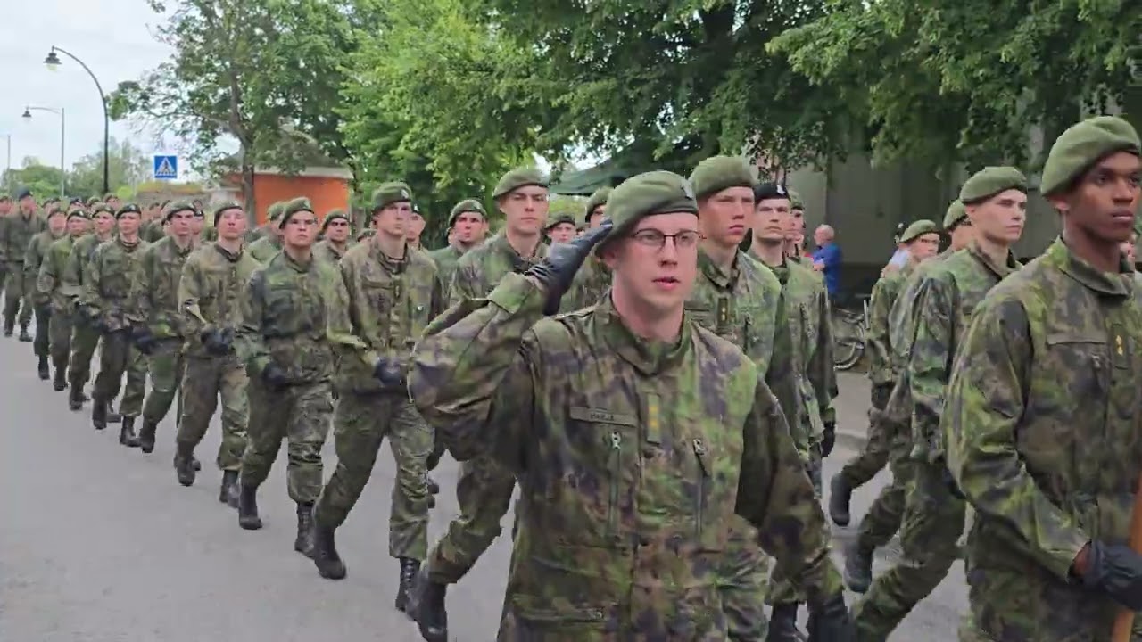 RUK 266 ISKU kurssin päätösparaati 15.8.2025