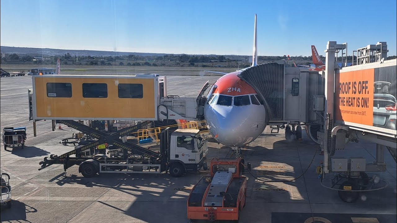 Easyjet Airbus a320 Neo trip report Manchester to Alicante (Easyjets first A320Neo G-UZHA)