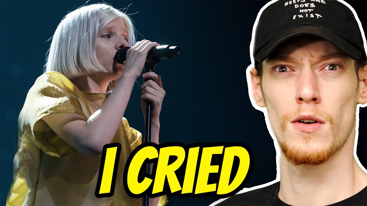 AURORA - RUNAWAY - The 2015 Nobel Peace Prize Concert (REACTION)