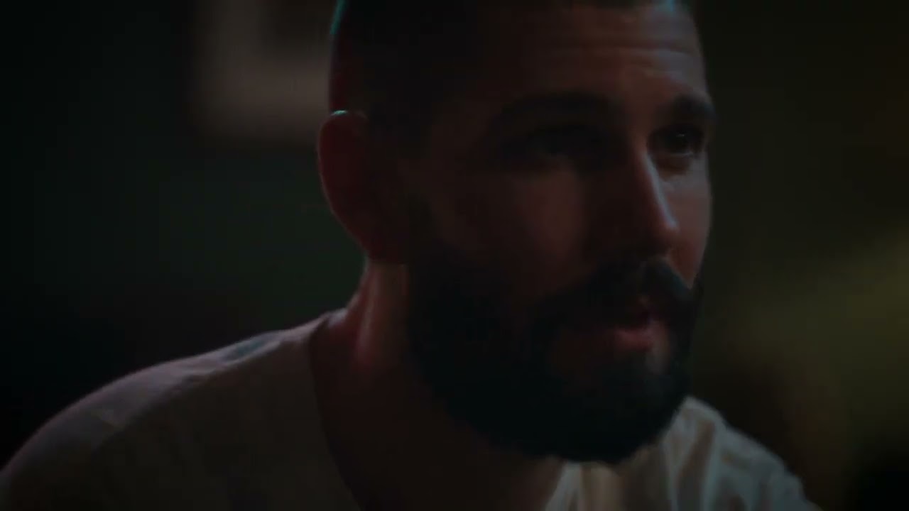 In the Dark 4x09 / Kiss Scenes &mdash; Murphy and Max (Perry Mattfeld and Casey Deidrick)
