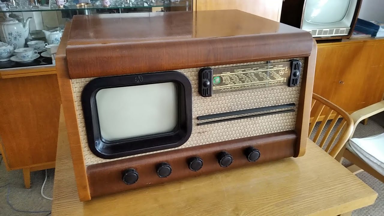 TV Tesla 4002A ukázka chodu včetně radia.