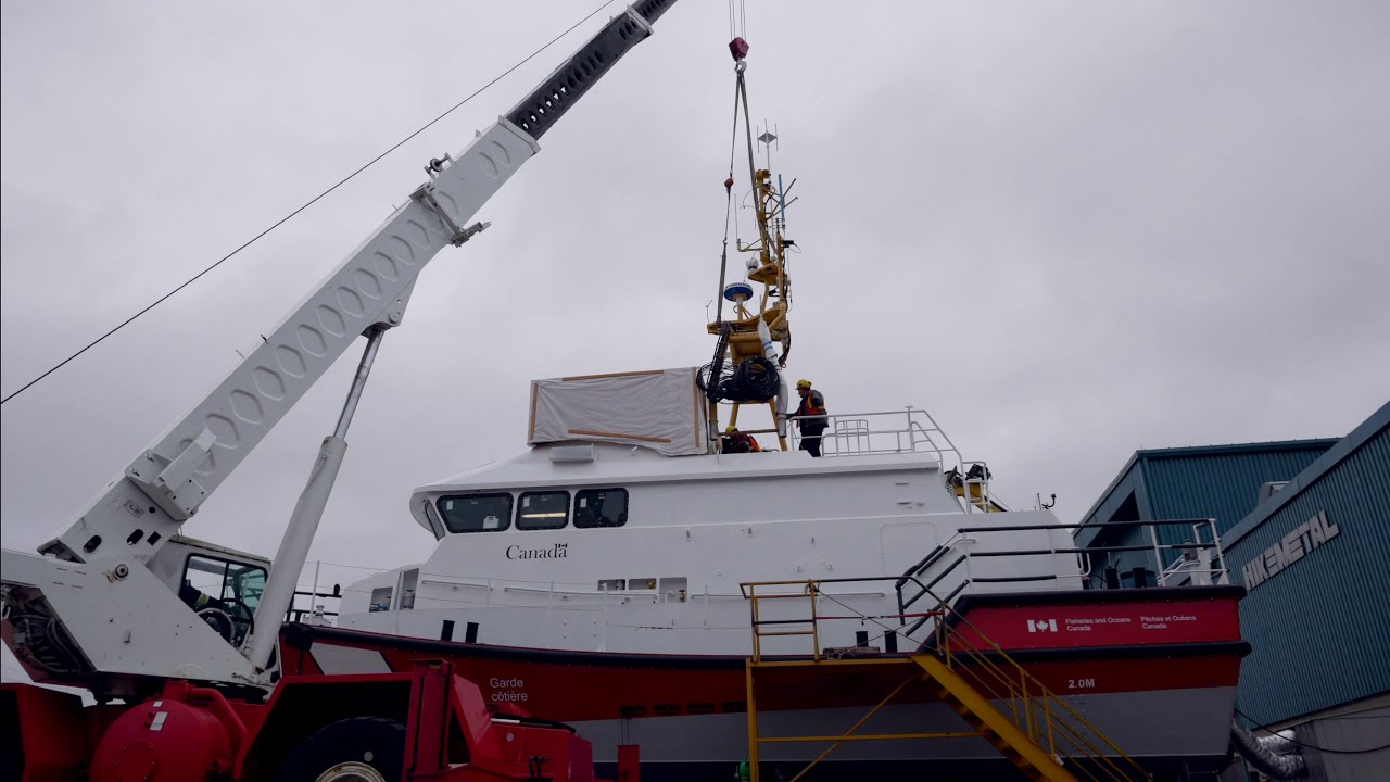 Hike Coast Guard Vessel 