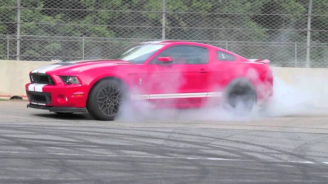 ! 2013 GT500 Sound ! Dyno run, Burnout 1/4 Mile pass