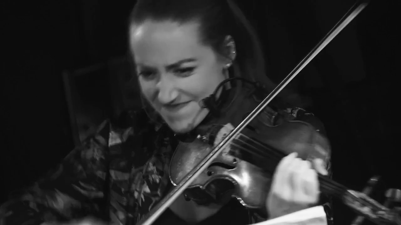 Björk: Bachelorette arr. WOODEN ELEPHANT