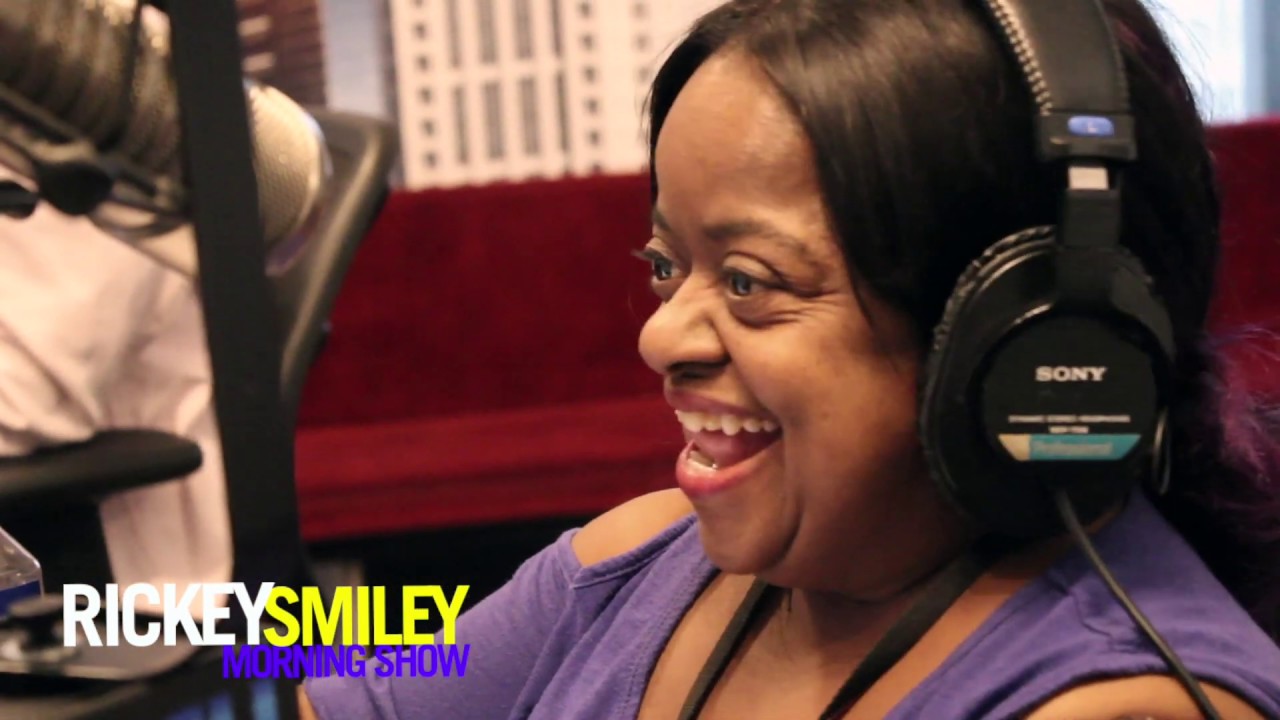 Juicy Sings Billie Eilish Song!