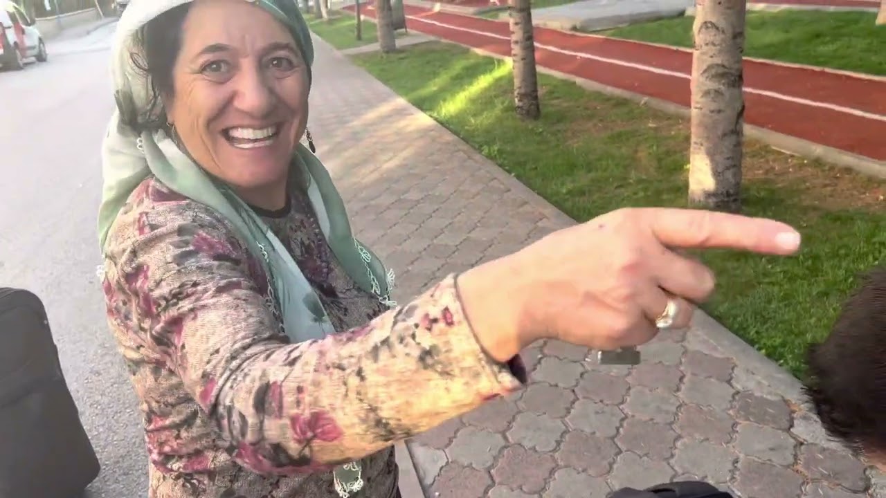 ÜNİVERSİTEYİ BİTİRİP GELEN MERTİN ANNEM İLE İMTİHANI