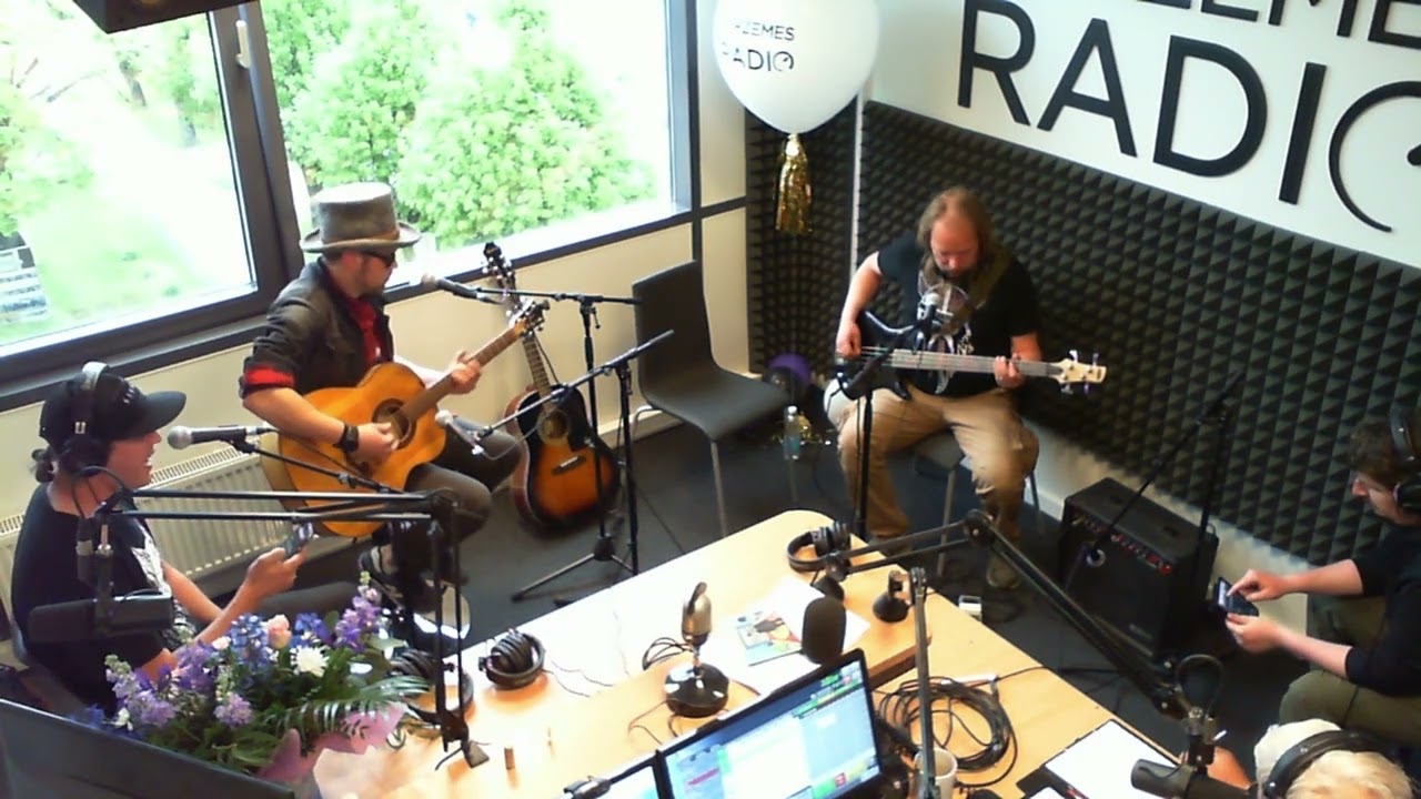 Rusted Wheel - Es Nepaspēju live /Kurzemes Radio 25 gadu jubileja/