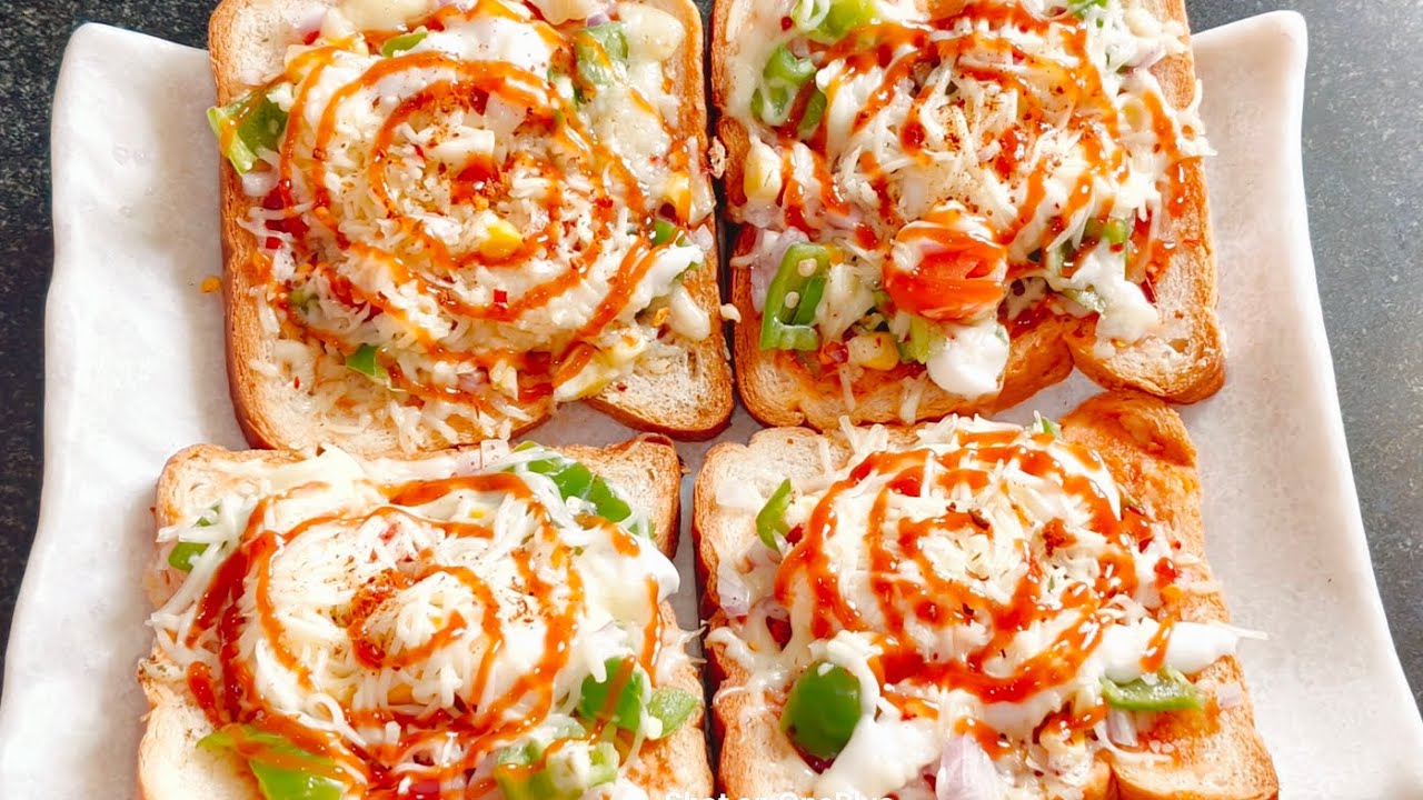 Easy Bread Pizza | Street Style Pizza Without Oven | Quick Snack Recipe