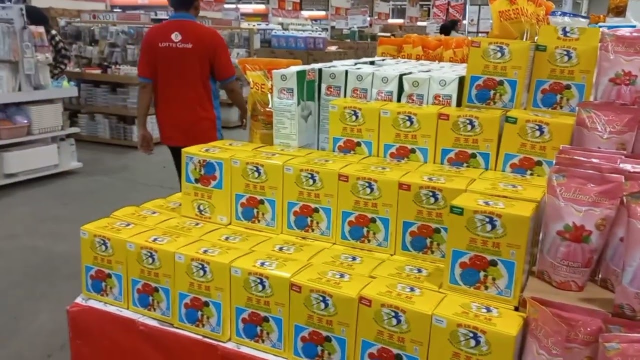 Ramadan Grocery Shopping in Pekanbaru | Busy Local Market During Ramadan 🛒✨