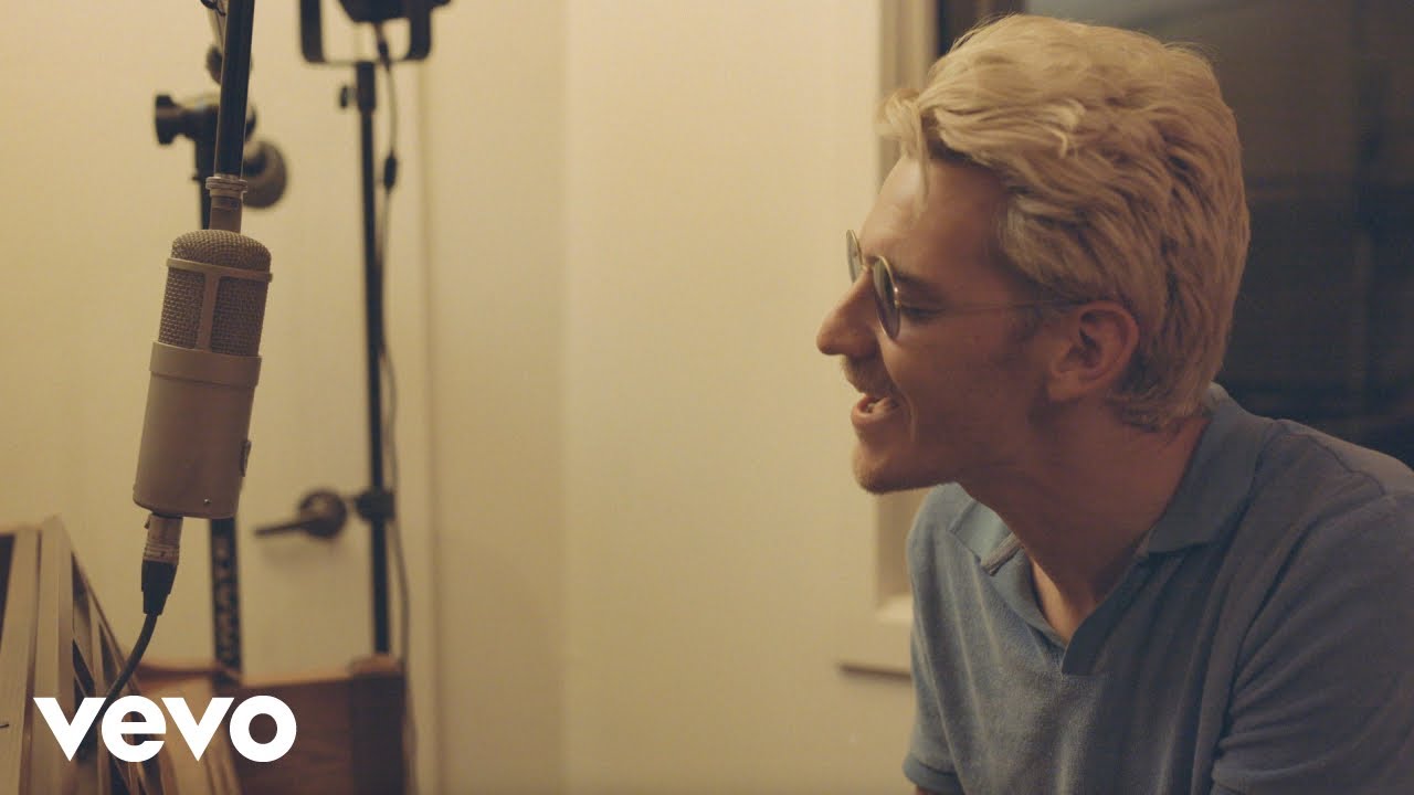 Beach Weather - Trouble With This Bed (Stripped Down Performance)