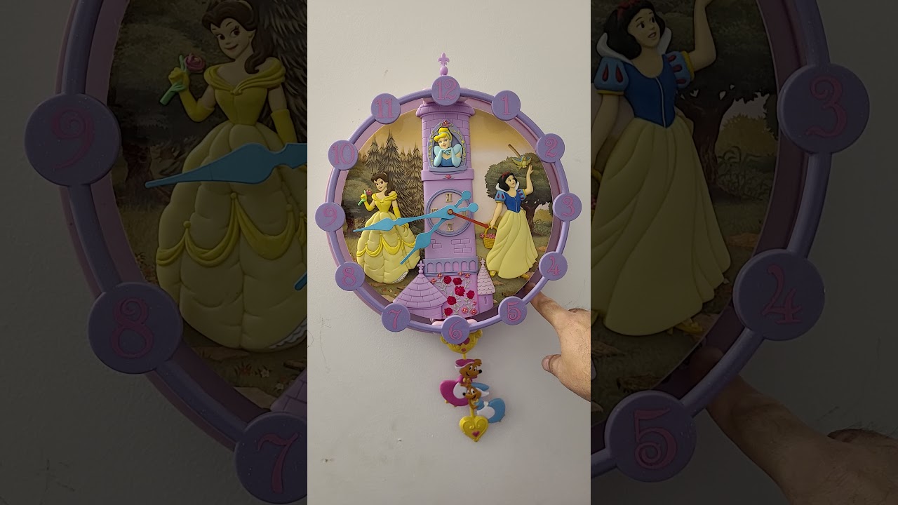Disney Princess Animated Wall Clock Music and Animation by King America