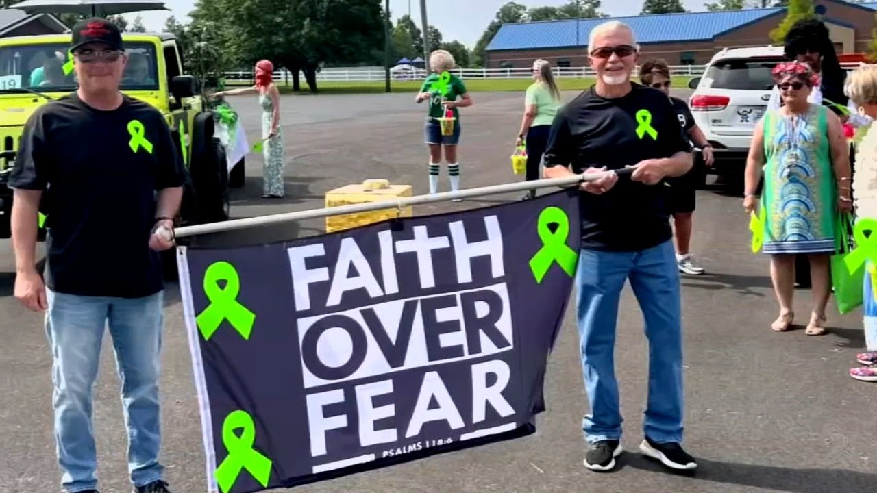 Kentucky sheriff rallies community to raise more than  $20,000 for 12-year-old battling leukemia