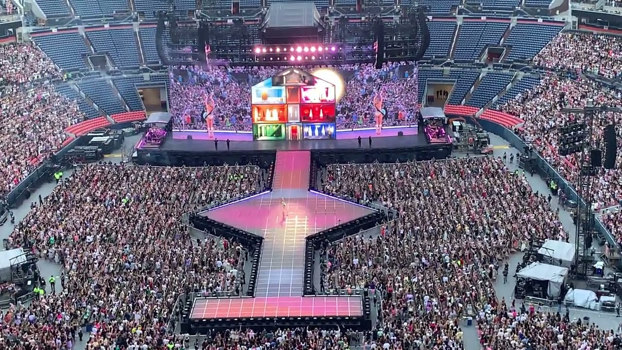 Lover Speech by Taylor Swift | Live