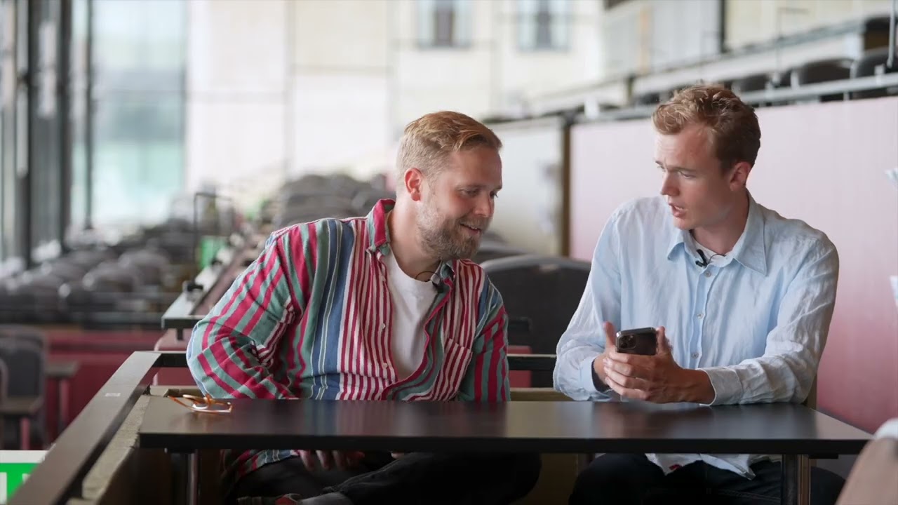 Jon Martin tipper Stalltips - f&aring;r hjelp av Kasper Foss