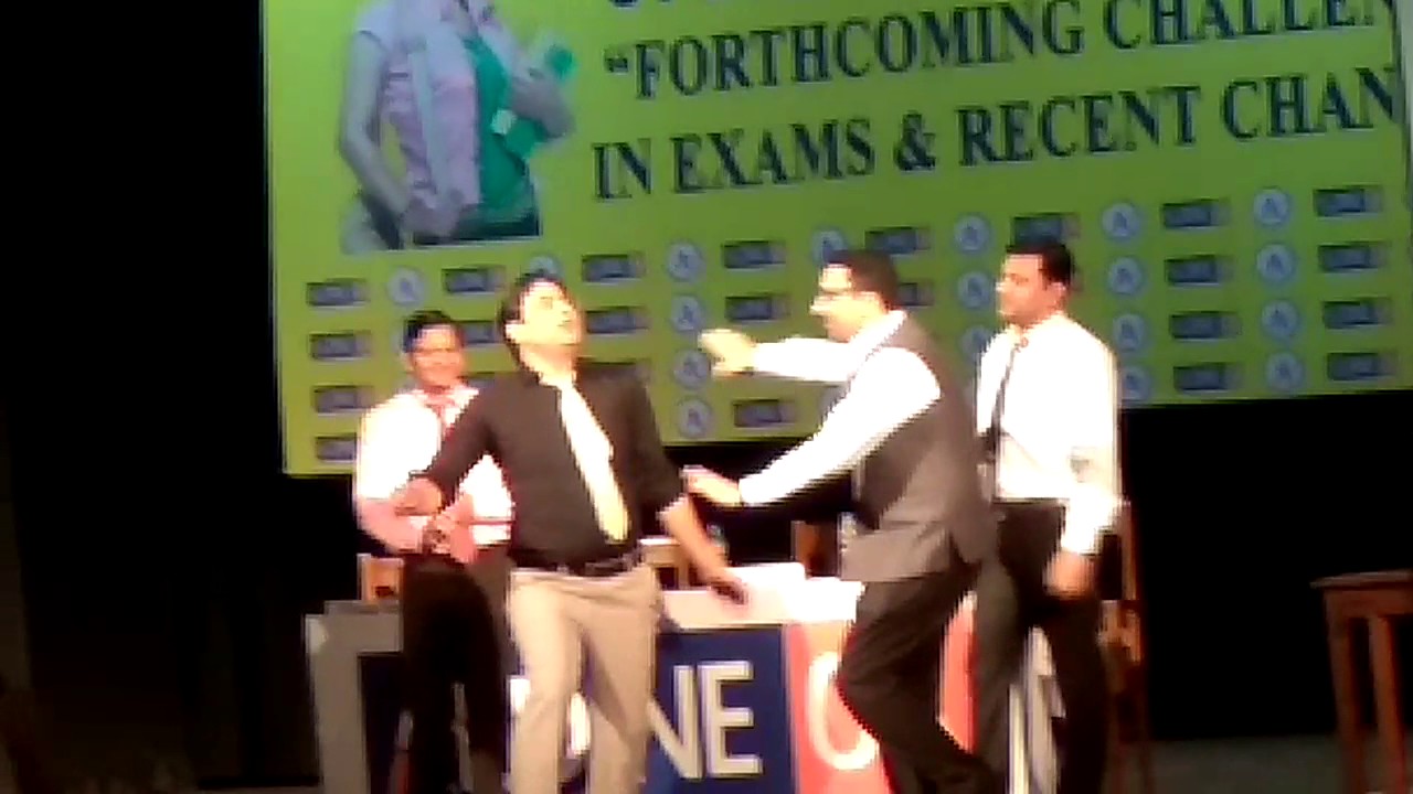Ca Parveen Sharma sir and Raj Kumar sir dancing on balam pichkari. Kolkata