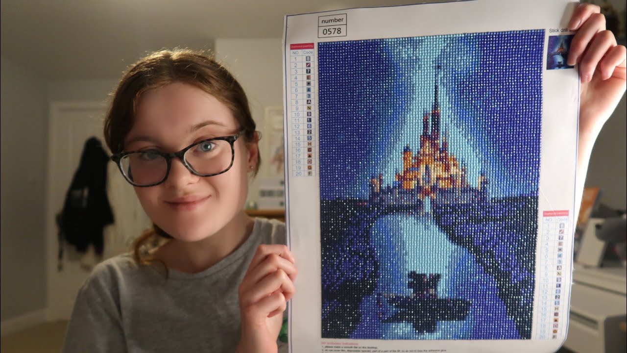 Trying DIAMOND PAINTING for the First Time! *I'm Addicted* - Vlogmas