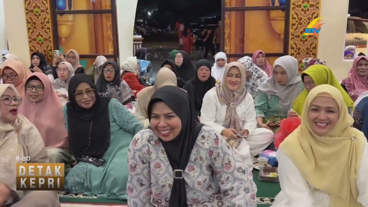 GUBERNUR DAN WAKIL GUBERNUR KEPRI SAFARI RAMADAN D