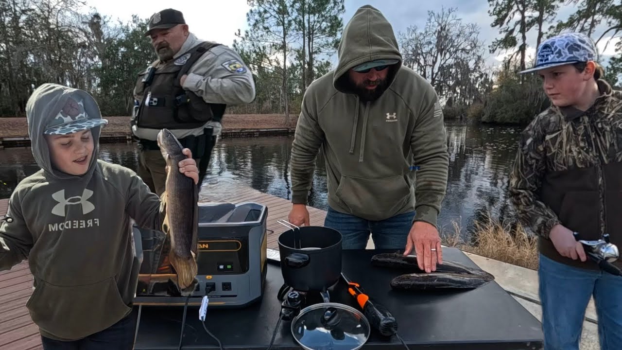 Bank Fishing in the Okefenokee National Wildlife Refuge and the Game Warden Shows Up! Is this LEGAL?