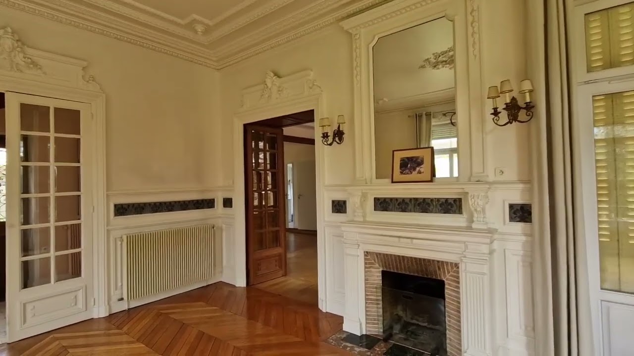 Maison Bourgeoise