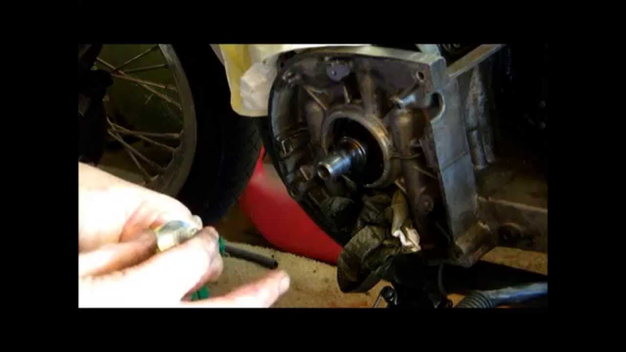 crank seal replacement.wmv