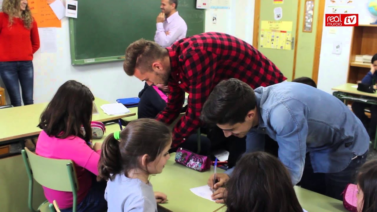 Carrillo y Jairo visitaron el CEIP Nuestra Señora de la Fuensanta de La Algaida.