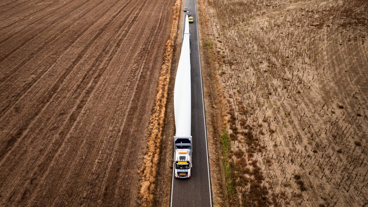 Wind Energy in Action: Transporting and Installing V163-4.5 MW™ in Spain