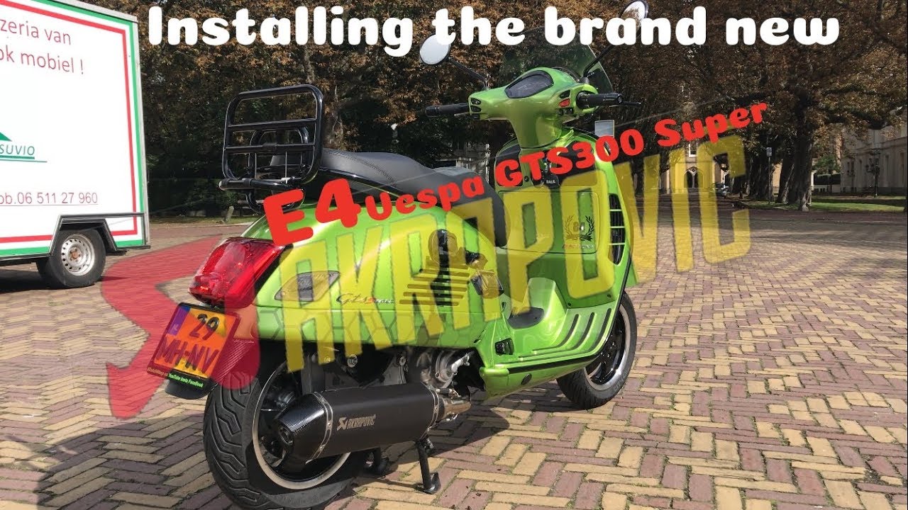 Installing a E4 Akrapovic exhaust on my Vespa GTS 300 super 2017 2018