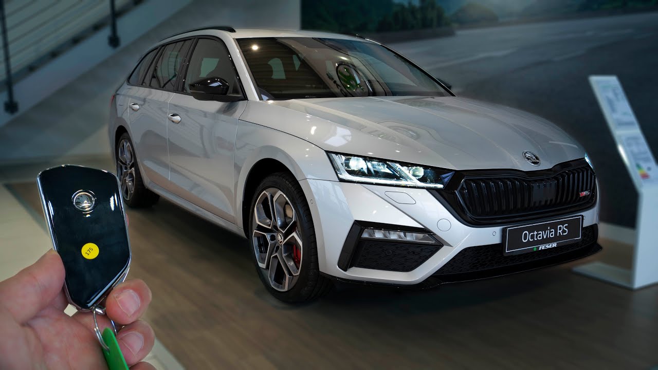 2021 Skoda OCTAVIA Combi RS 1st Edition (245 HP) by CarReviews EU