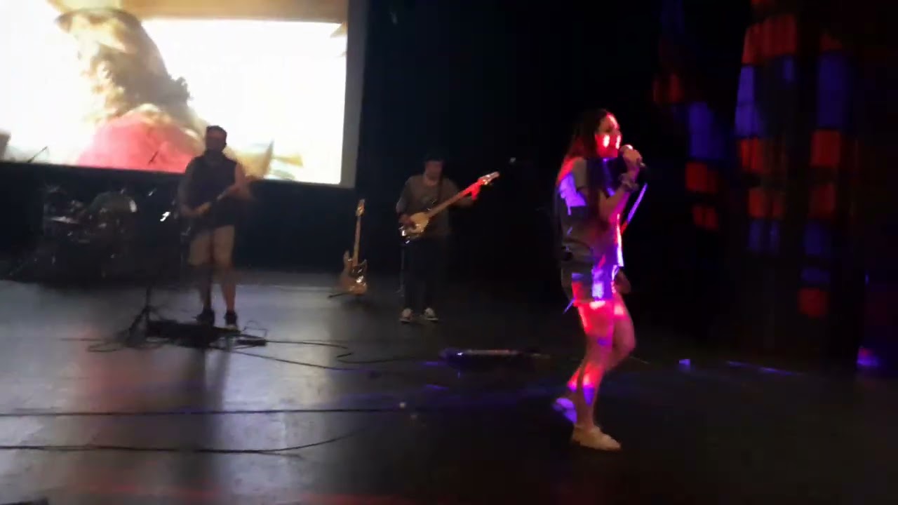 03s Ironic - (soundcheck) CC Cxrxbiner0s 210126