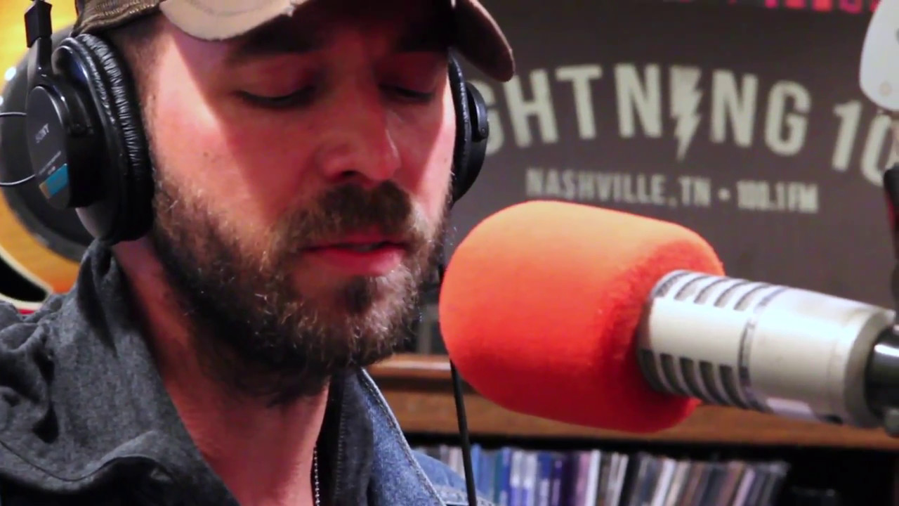 Mondo Cozmo - Plastic Soul - Live on Lightning 100, powered by ONErpm.com
