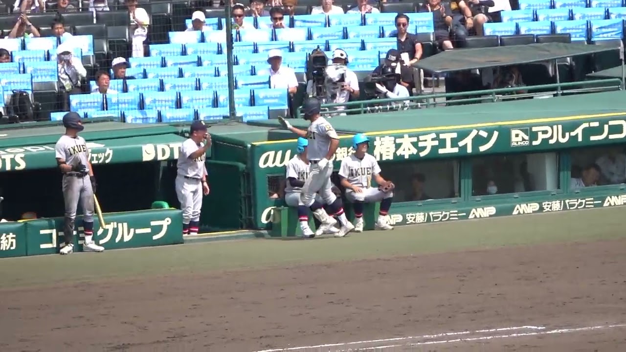 仙台育英　8番高田の豪快なホームラン