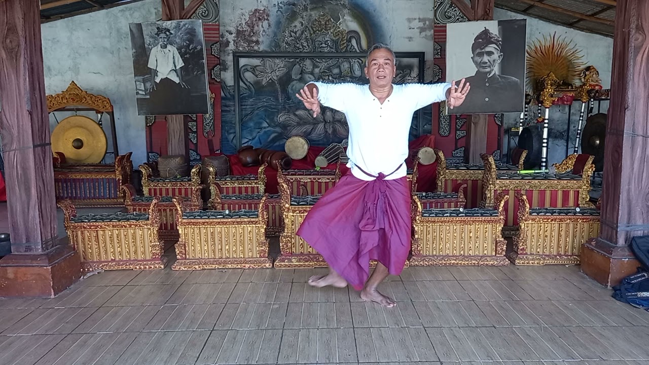 Gerak Dasar Tari Bali Putra