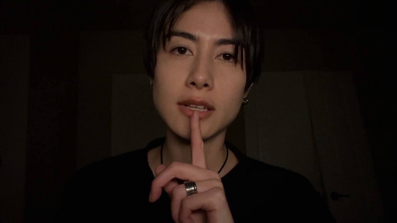 Ear to ear whispered trigger words ASMR