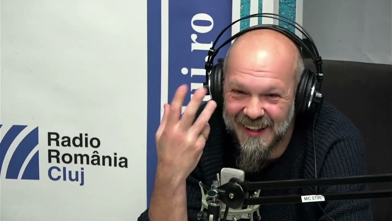 De ce ”Ne iubim mai mult când dormim”? Răspunde Mihnea Blidariu de la Luna Amară