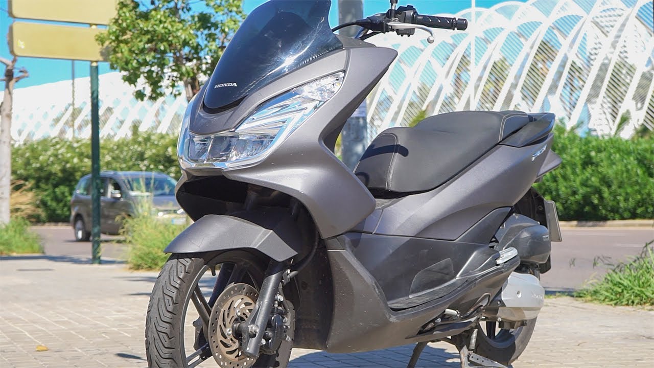 HONDA PCX | Por Esto la Mejor Scooter 125 (Abrimos Motor)