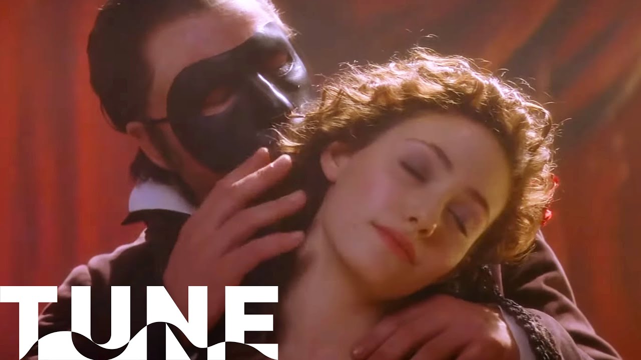 'The Point of No Return' Gerard Butler & Emmy Rossum | The Phantom of the Opera (2004) | TUNE