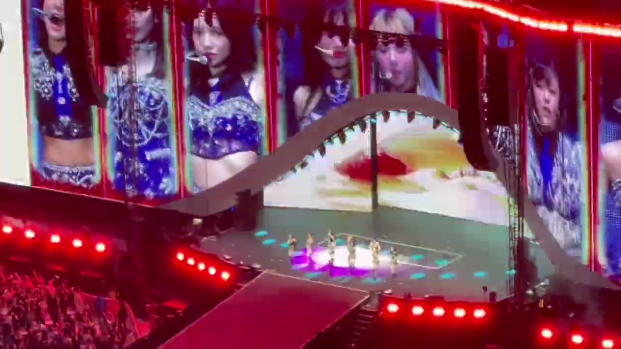 TWICE 5’th World Tour Ready To Be 230610 Sofi Stadium