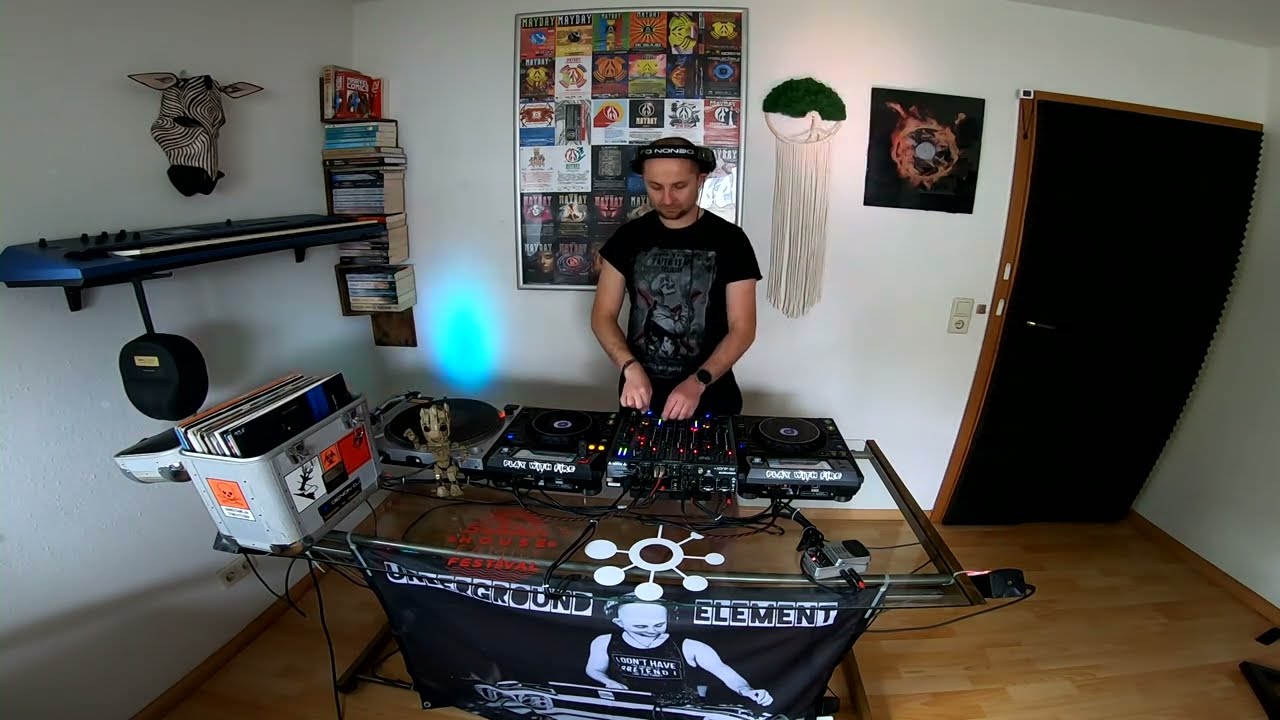 Let's Go TECHNO  ep.10  by UnderGround Element  04/23