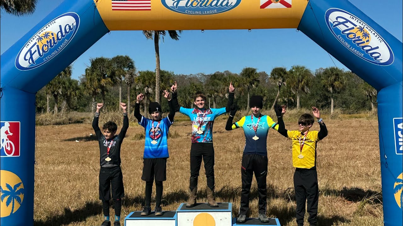 NICA race at CALOOSAHATCHEE REGIONAL PARK @FloridaInterscholasticMountain @specializedbicycles  