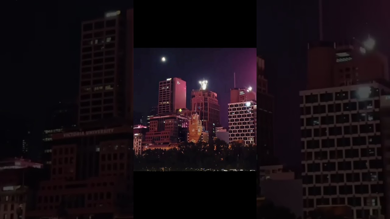Melbourne's best Fireworks display ever!!