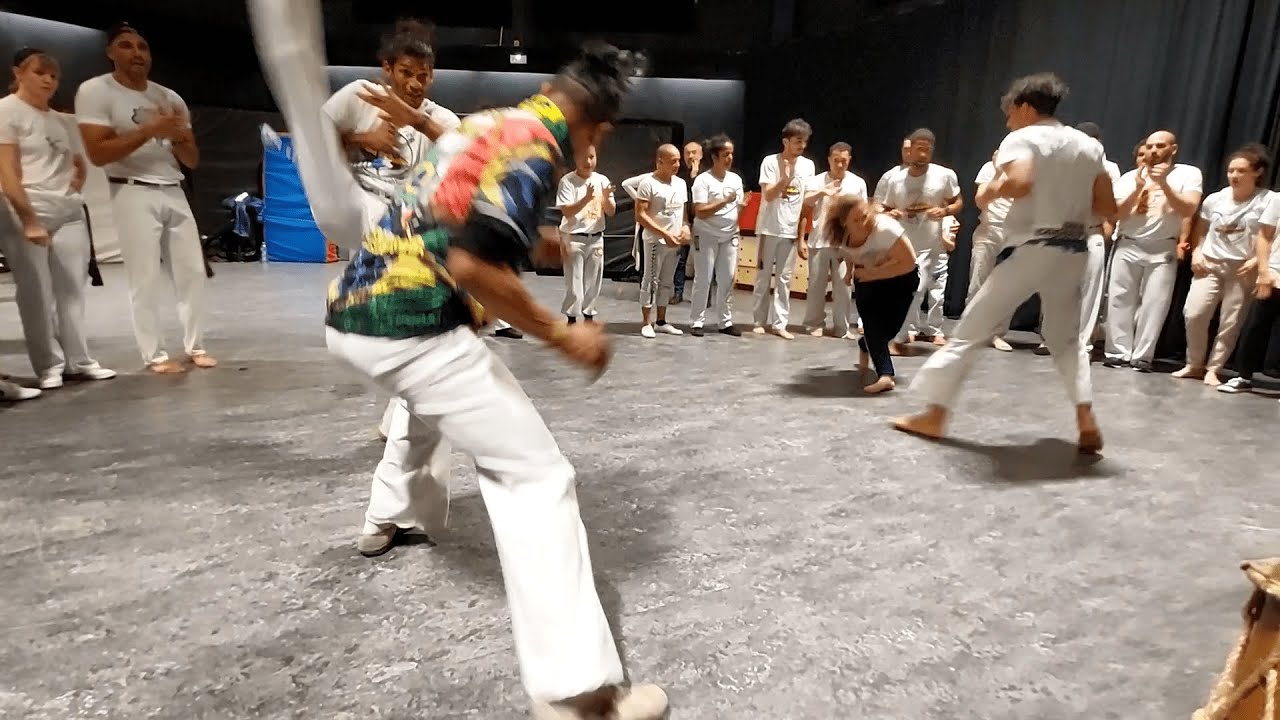 Capoeira Arte Negra Lyon Natal Capoeirando 2023 1ère Roda Dimanche