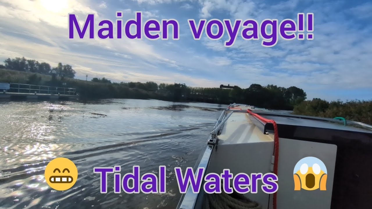 102: Maiden voyage of my Electric Narrowboat, EVee