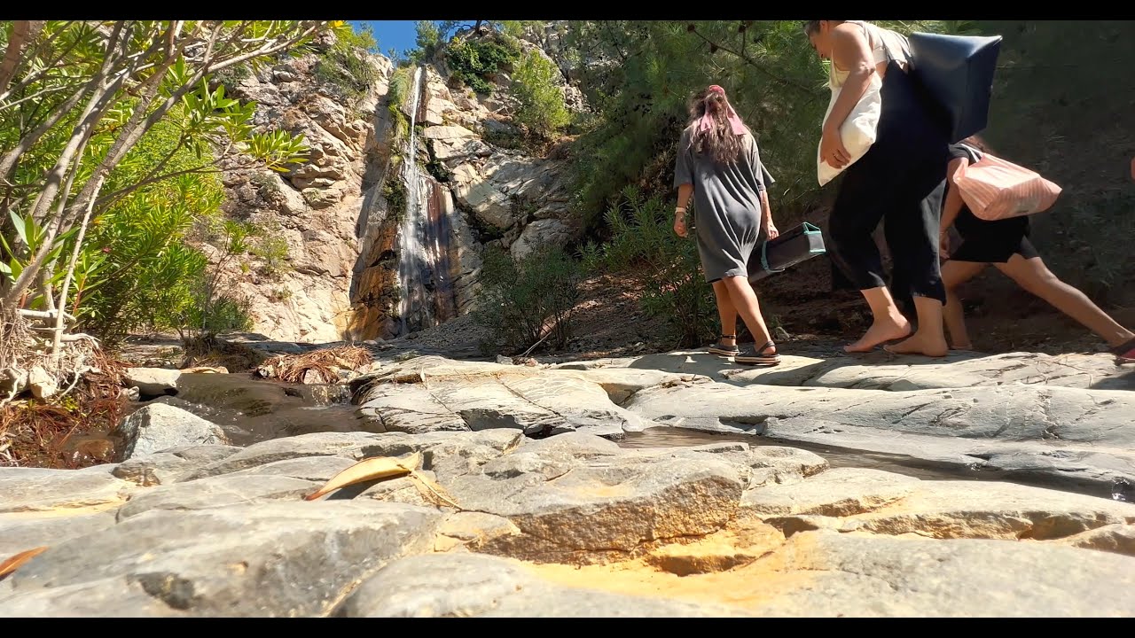 We cooked dinner by the waterfall. VLOG #18 #outdoorcooking