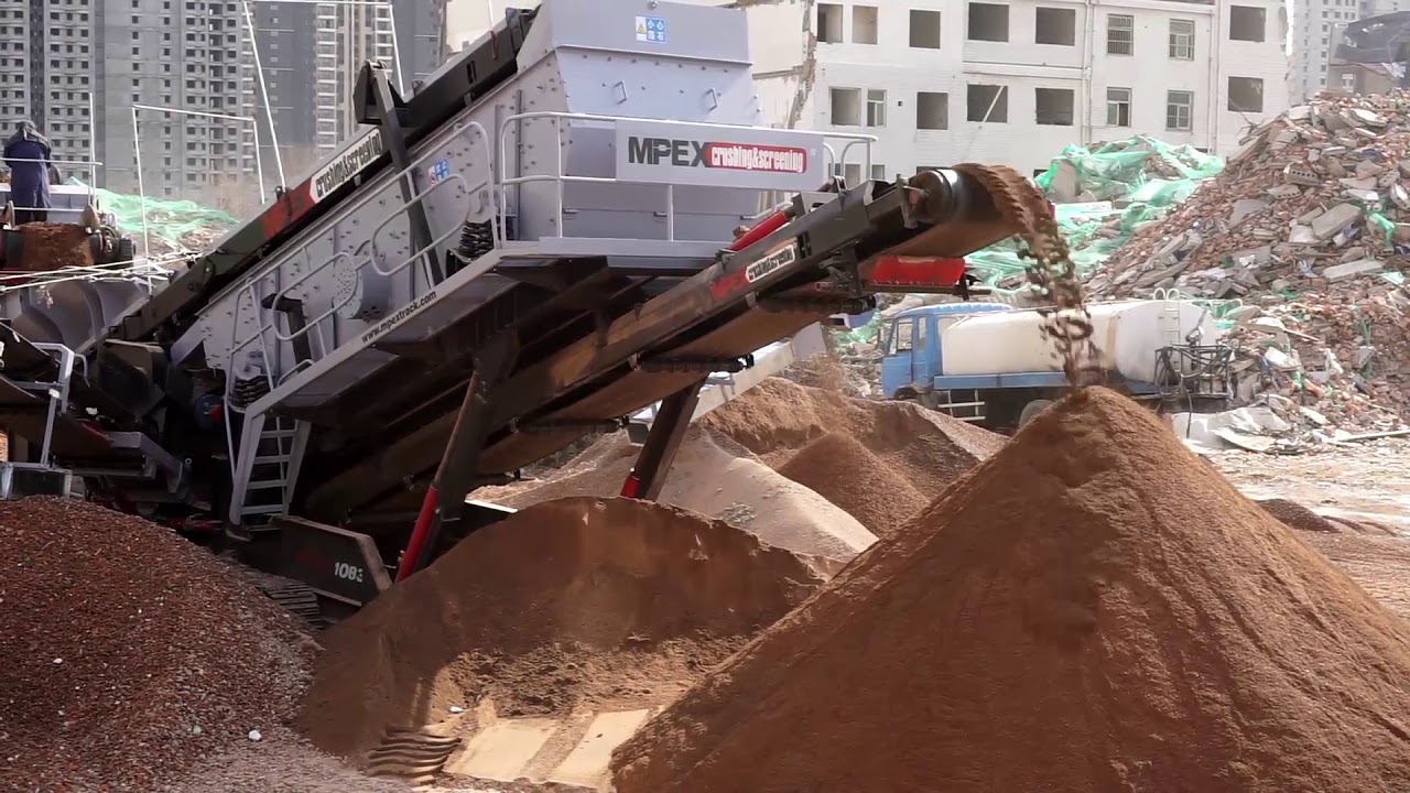 MPEX Tracked Mobile Crusher