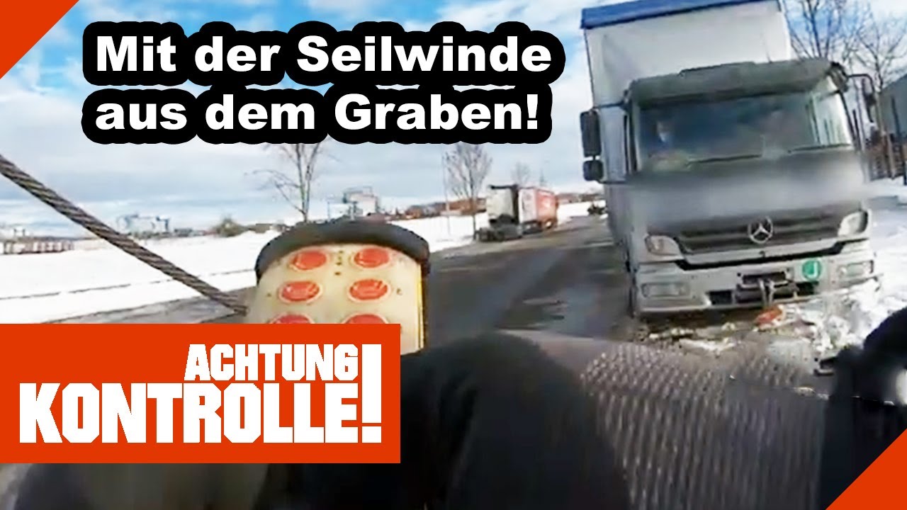 LKW steckt auf dem Parkplatz fest! Rettung mit der Seilwinde! | Kabel Eins Achtung Kontrolle
